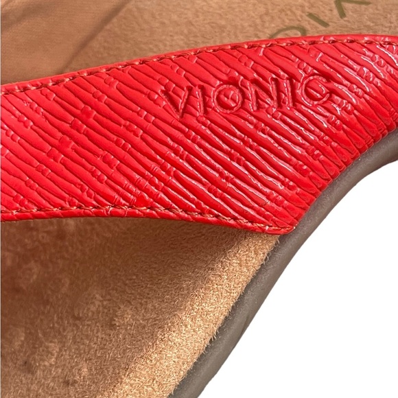 Vionic Hilda Wovent/TVW5558 red sandals size 9.5 - Picture 14 of 14